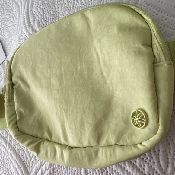 FANNY PACK NWT - Picture 2 of 4